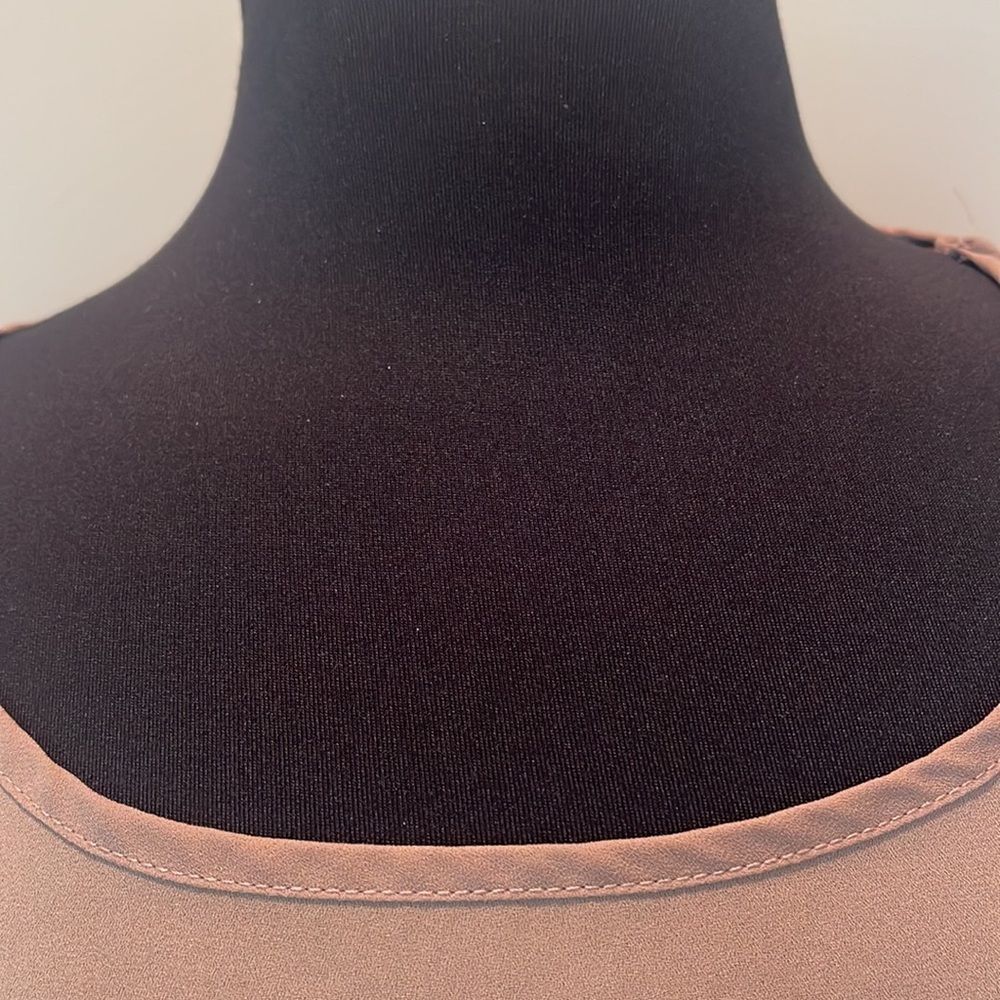 Chic Blouse - Picture 4 of 7